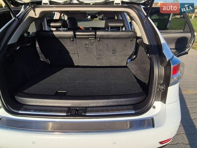 Белый Лексус РХ, объемом двигателя 3.46 л и пробегом 222 тыс. км за 19000 $, фото 43 на Automoto.ua