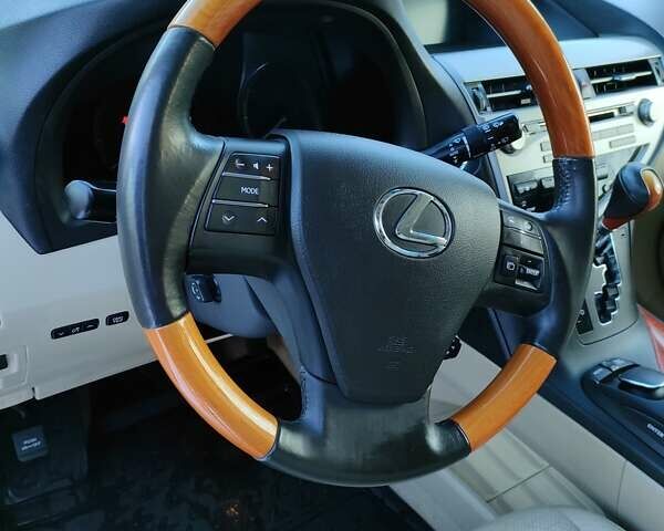 Білий Лексус РХ, об'ємом двигуна 3.46 л та пробігом 145 тис. км за 17900 $, фото 12 на Automoto.ua