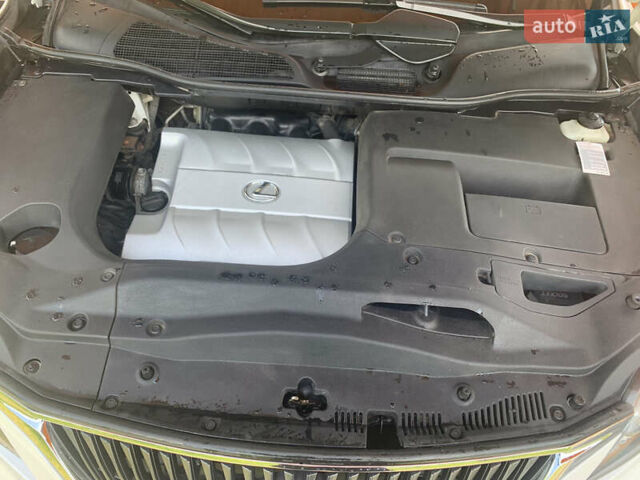 Белый Лексус РХ, объемом двигателя 3.5 л и пробегом 127 тыс. км за 18500 $, фото 21 на Automoto.ua