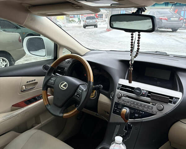 Белый Лексус РХ, объемом двигателя 3.46 л и пробегом 270 тыс. км за 16500 $, фото 24 на Automoto.ua