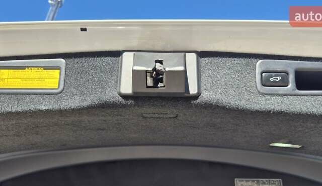 Лексус РХ 2010 в Одессе на Automoto.ua Белый Лексус РХ, объемом двигателя 3.46 л и пробегом 217 тыс. км за 23500 $, фото 22 на Automoto.ua