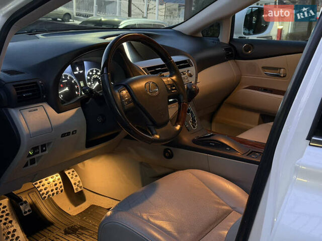 Белый Лексус РХ, объемом двигателя 3.46 л и пробегом 207 тыс. км за 16900 $, фото 26 на Automoto.ua