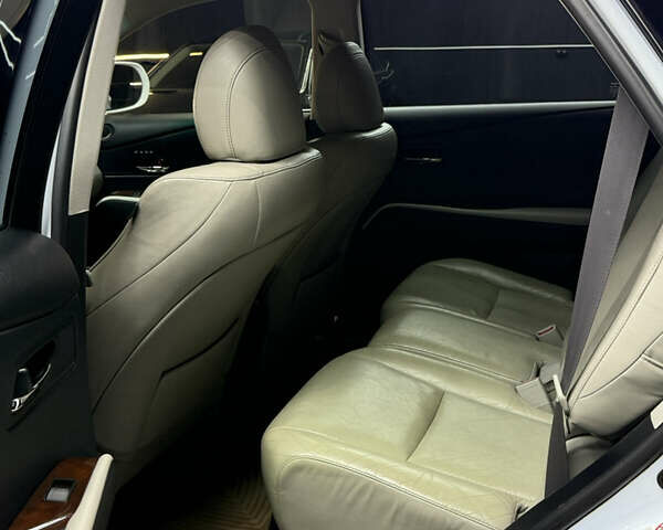 Белый Лексус РХ, объемом двигателя 3.46 л и пробегом 232 тыс. км за 17900 $, фото 21 на Automoto.ua