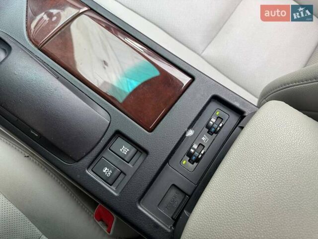 Белый Лексус РХ, объемом двигателя 3.46 л и пробегом 263 тыс. км за 12990 $, фото 20 на Automoto.ua