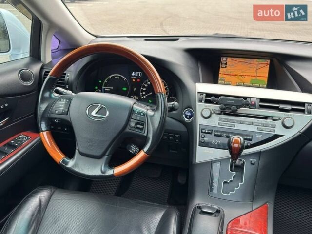Белый Лексус РХ, объемом двигателя 3.46 л и пробегом 222 тыс. км за 18700 $, фото 27 на Automoto.ua