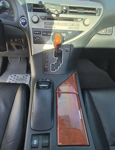 Лексус РХ 2010 в Одессе на Automoto.ua Белый Лексус РХ, объемом двигателя 3.46 л и пробегом 217 тыс. км за 23500 $, фото 26 на Automoto.ua