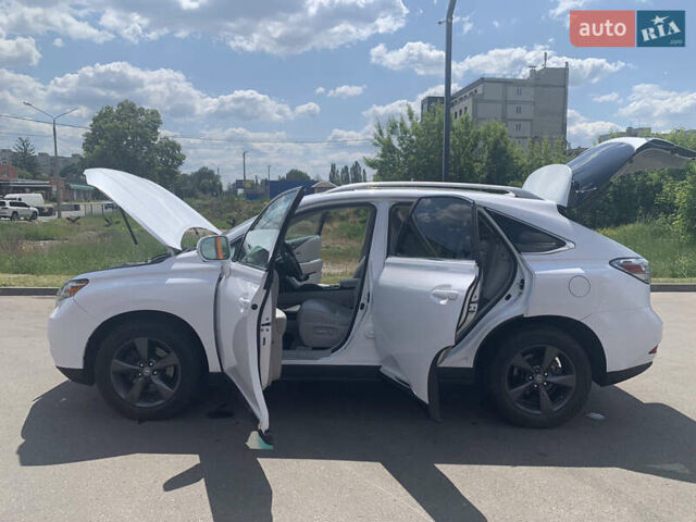 Белый Лексус РХ, объемом двигателя 3.5 л и пробегом 127 тыс. км за 18500 $, фото 9 на Automoto.ua