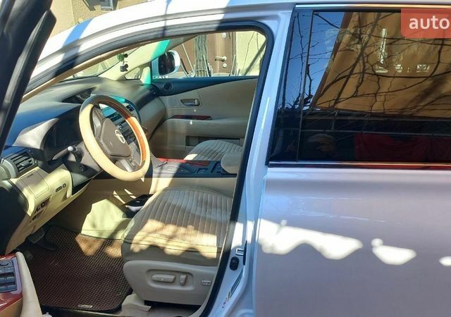 Білий Лексус РХ, об'ємом двигуна 3.5 л та пробігом 250 тис. км за 16500 $, фото 3 на Automoto.ua