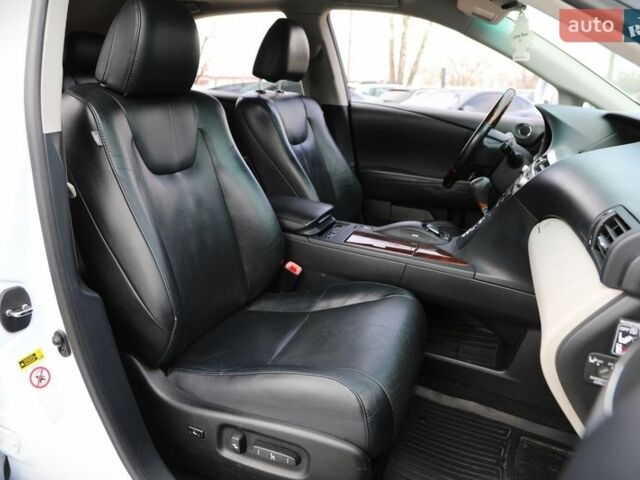 Білий Лексус РХ, об'ємом двигуна 3.46 л та пробігом 124 тис. км за 19000 $, фото 11 на Automoto.ua