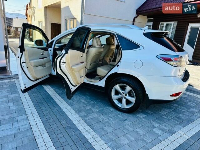 Белый Лексус РХ, объемом двигателя 3.46 л и пробегом 175 тыс. км за 15600 $, фото 33 на Automoto.ua