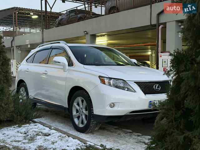Белый Лексус РХ, объемом двигателя 3.46 л и пробегом 207 тыс. км за 16900 $, фото 1 на Automoto.ua