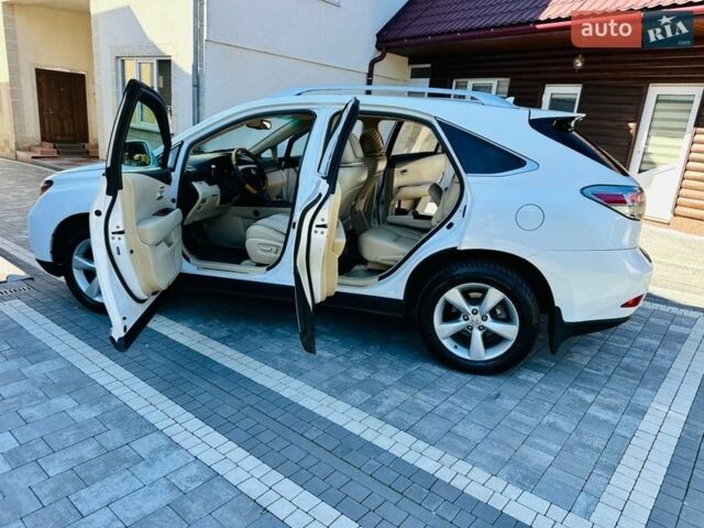 Белый Лексус РХ, объемом двигателя 3.46 л и пробегом 175 тыс. км за 15600 $, фото 32 на Automoto.ua