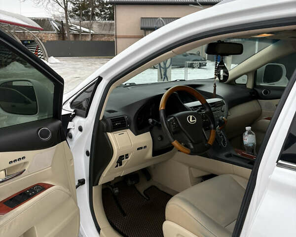Белый Лексус РХ, объемом двигателя 3.46 л и пробегом 270 тыс. км за 16500 $, фото 11 на Automoto.ua