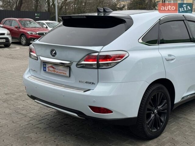 Белый Лексус РХ, объемом двигателя 3.46 л и пробегом 222 тыс. км за 18700 $, фото 13 на Automoto.ua