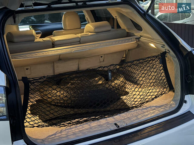 Белый Лексус РХ, объемом двигателя 3.46 л и пробегом 207 тыс. км за 16900 $, фото 37 на Automoto.ua