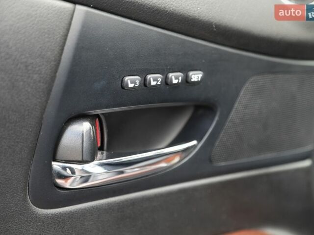 Білий Лексус РХ, об'ємом двигуна 3.46 л та пробігом 124 тис. км за 19000 $, фото 23 на Automoto.ua