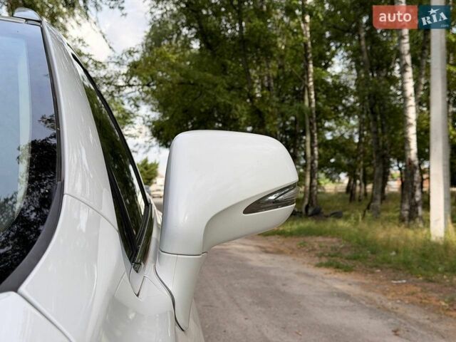 Белый Лексус РХ, объемом двигателя 3.46 л и пробегом 185 тыс. км за 14650 $, фото 10 на Automoto.ua