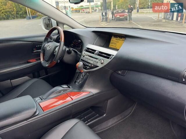 Белый Лексус РХ, объемом двигателя 3.46 л и пробегом 162 тыс. км за 17900 $, фото 14 на Automoto.ua