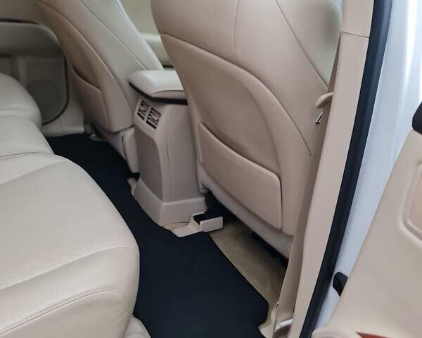 Белый Лексус РХ, объемом двигателя 3.5 л и пробегом 59 тыс. км за 21990 $, фото 9 на Automoto.ua