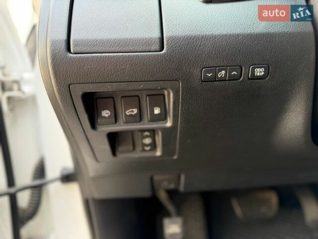 Білий Лексус РХ, об'ємом двигуна 3.46 л та пробігом 250 тис. км за 15999 $, фото 39 на Automoto.ua