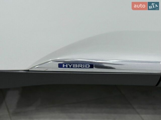 Белый Лексус РХ, объемом двигателя 3.46 л и пробегом 225 тыс. км за 17999 $, фото 16 на Automoto.ua