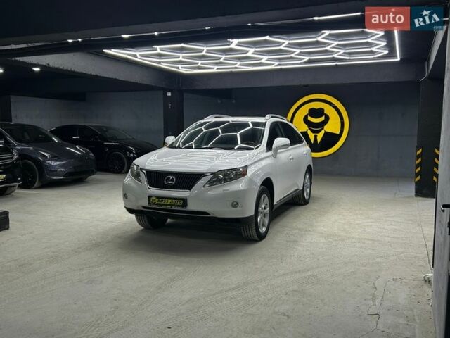 Белый Лексус РХ, объемом двигателя 3.46 л и пробегом 159 тыс. км за 16600 $, фото 4 на Automoto.ua