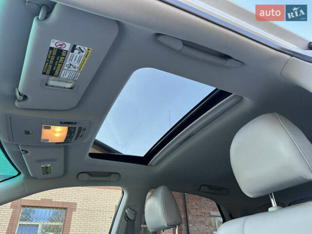 Белый Лексус РХ, объемом двигателя 3.5 л и пробегом 127 тыс. км за 19500 $, фото 16 на Automoto.ua