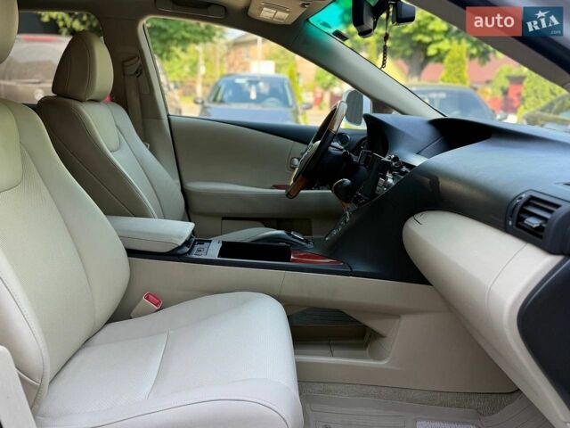 Белый Лексус РХ, объемом двигателя 3.46 л и пробегом 124 тыс. км за 18599 $, фото 18 на Automoto.ua