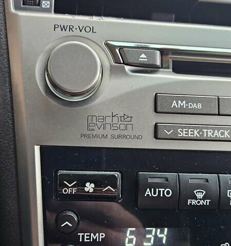 Белый Лексус РХ, объемом двигателя 3.46 л и пробегом 118 тыс. км за 19500 $, фото 18 на Automoto.ua