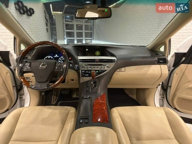 Белый Лексус РХ, объемом двигателя 3.46 л и пробегом 140 тыс. км за 17999 $, фото 65 на Automoto.ua