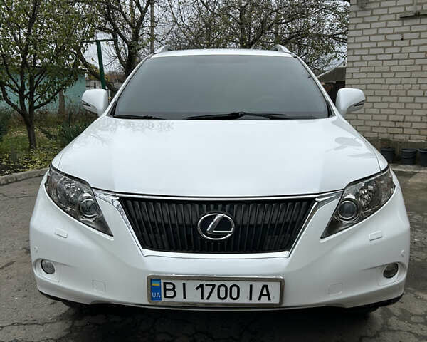 Белый Лексус РХ, объемом двигателя 3.5 л и пробегом 197 тыс. км за 18500 $, фото 4 на Automoto.ua