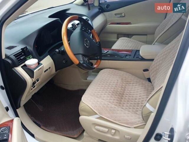 Белый Лексус РХ, объемом двигателя 3.46 л и пробегом 220 тыс. км за 12900 $, фото 12 на Automoto.ua
