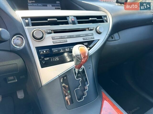 Білий Лексус РХ, об'ємом двигуна 3.46 л та пробігом 123 тис. км за 18500 $, фото 15 на Automoto.ua