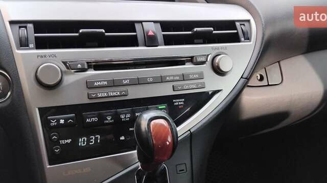 Белый Лексус РХ, объемом двигателя 3.46 л и пробегом 236 тыс. км за 19500 $, фото 37 на Automoto.ua