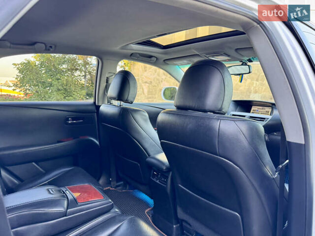 Белый Лексус РХ, объемом двигателя 3.5 л и пробегом 151 тыс. км за 17500 $, фото 71 на Automoto.ua