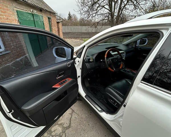 Белый Лексус РХ, объемом двигателя 3.5 л и пробегом 197 тыс. км за 18500 $, фото 21 на Automoto.ua