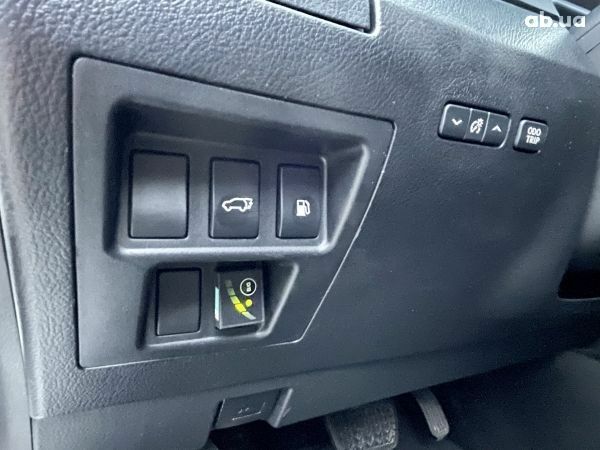 Лексус РХ 2011 в Киеве на Automoto.ua Белый Лексус РХ, объемом двигателя 3.5 л и пробегом 0 тыс. км за 21900 $, фото 11 на Automoto.ua