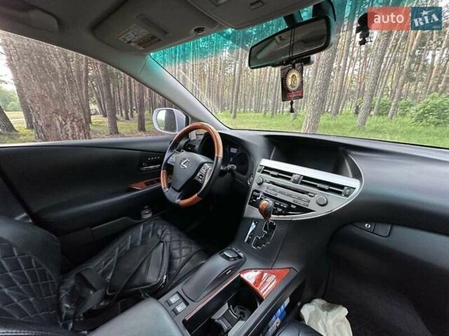 Белый Лексус РХ, объемом двигателя 3.46 л и пробегом 191 тыс. км за 21000 $, фото 8 на Automoto.ua