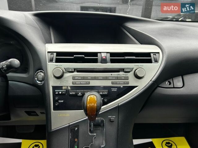 Белый Лексус РХ, объемом двигателя 3.46 л и пробегом 159 тыс. км за 16600 $, фото 21 на Automoto.ua