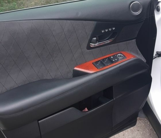 Белый Лексус РХ, объемом двигателя 3.5 л и пробегом 174 тыс. км за 17900 $, фото 7 на Automoto.ua