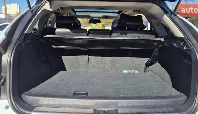 Белый Лексус РХ, объемом двигателя 3.46 л и пробегом 218 тыс. км за 22300 $, фото 16 на Automoto.ua