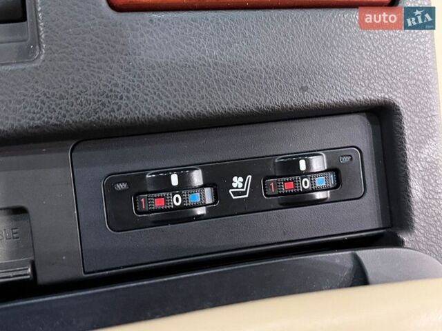 Белый Лексус РХ, объемом двигателя 3.46 л и пробегом 140 тыс. км за 17999 $, фото 83 на Automoto.ua