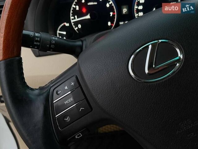 Белый Лексус РХ, объемом двигателя 3.46 л и пробегом 277 тыс. км за 15500 $, фото 30 на Automoto.ua