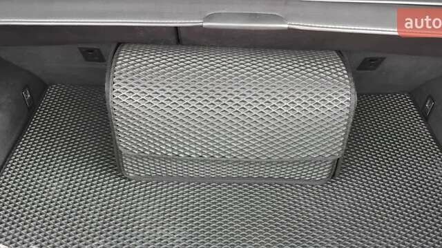 Белый Лексус РХ, объемом двигателя 3.46 л и пробегом 236 тыс. км за 19500 $, фото 63 на Automoto.ua