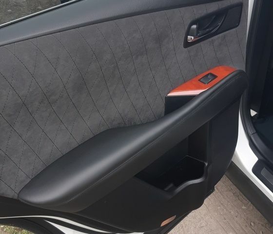 Белый Лексус РХ, объемом двигателя 3.5 л и пробегом 174 тыс. км за 17900 $, фото 9 на Automoto.ua