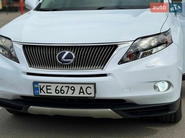 Белый Лексус РХ, объемом двигателя 3.46 л и пробегом 195 тыс. км за 19990 $, фото 23 на Automoto.ua