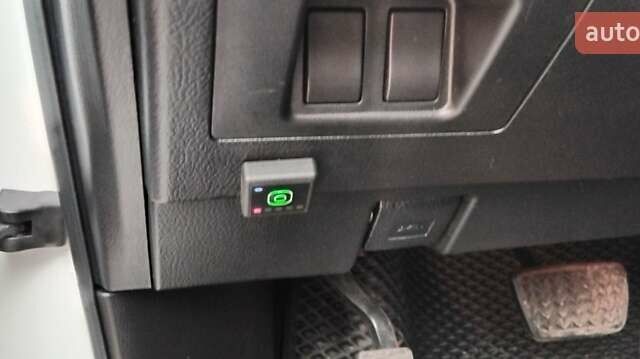 Белый Лексус РХ, объемом двигателя 3.46 л и пробегом 236 тыс. км за 19500 $, фото 54 на Automoto.ua