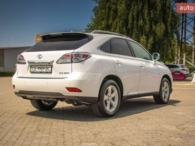 Белый Лексус РХ, объемом двигателя 3.46 л и пробегом 200 тыс. км за 20000 $, фото 1 на Automoto.ua