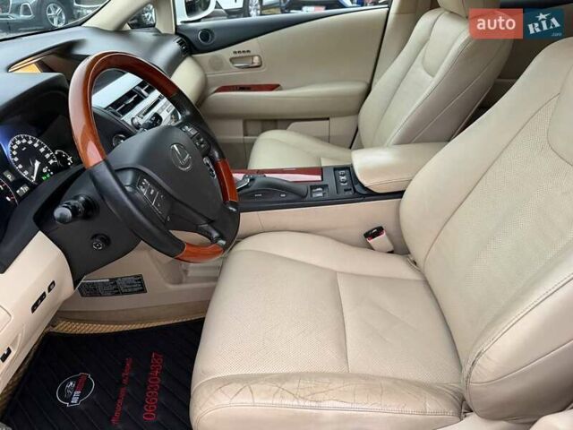 Белый Лексус РХ, объемом двигателя 3.46 л и пробегом 277 тыс. км за 15500 $, фото 14 на Automoto.ua