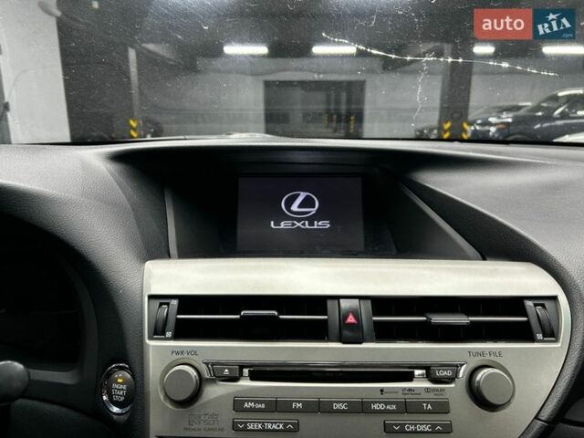 Белый Лексус РХ, объемом двигателя 3.46 л и пробегом 159 тыс. км за 16600 $, фото 20 на Automoto.ua